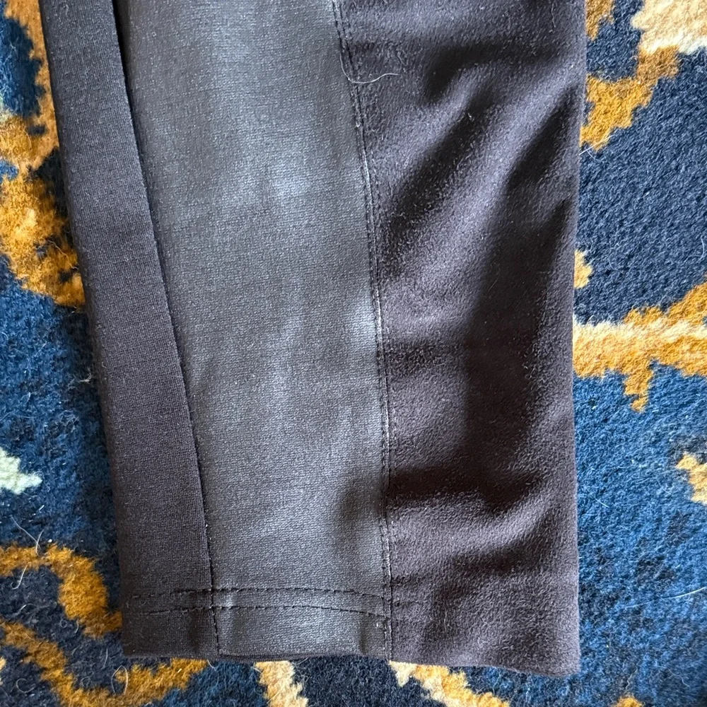 Liverpool mixed media Sienna pull on leggings. Worn once.‎ 98 retail